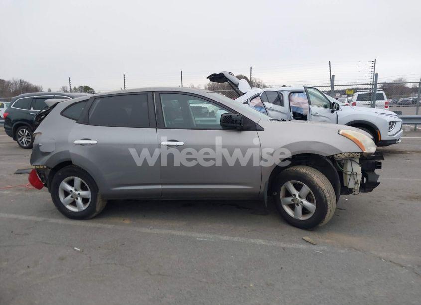 Photo 13 of 2010 Nissan Rogue S (VIN JN8AS5MV9AW135773)