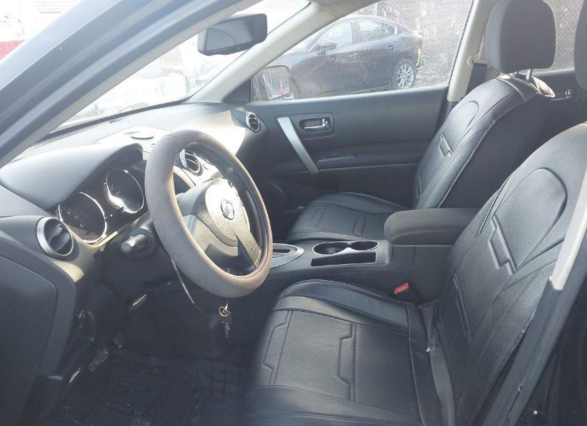 Photo 5 of 2010 Nissan Rogue S (VIN JN8AS5MV9AW600083)