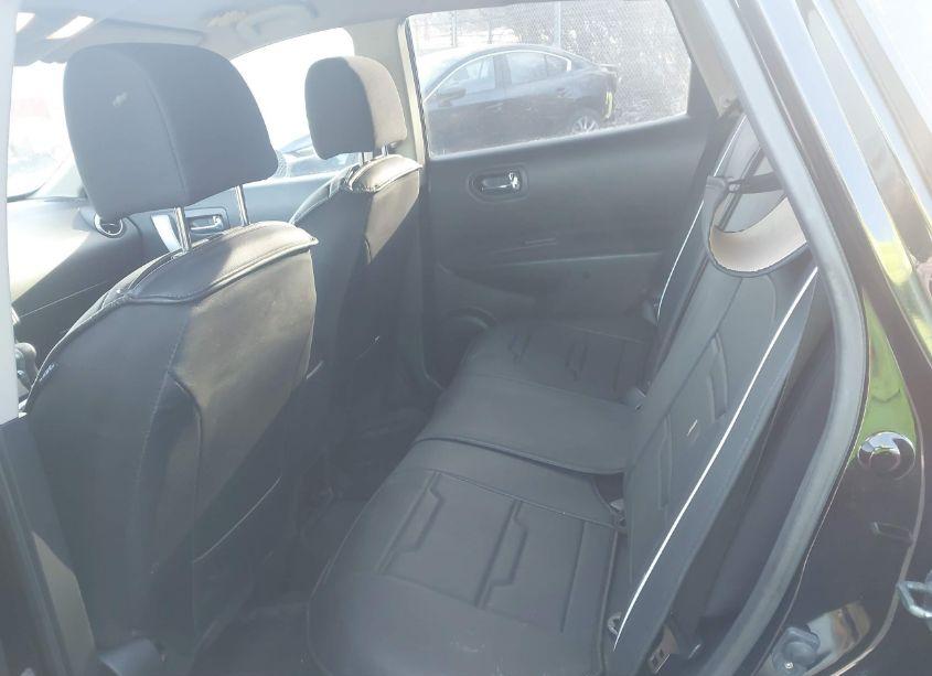 Photo 8 of 2010 Nissan Rogue S (VIN JN8AS5MV9AW600083)