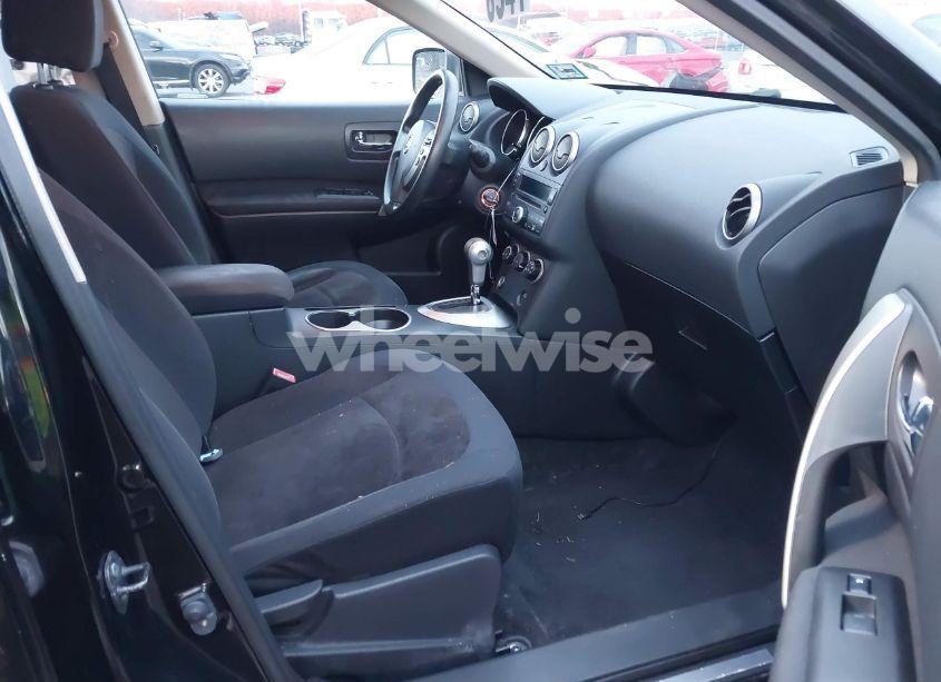 Photo 5 of 2010 Nissan Rogue S (VIN JN8AS5MV9AW610001)