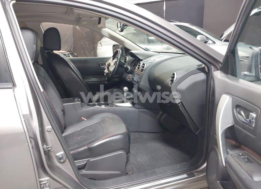 Photo 5 of 2011 Nissan Rogue SV (VIN JN8AS5MV9BW255834)