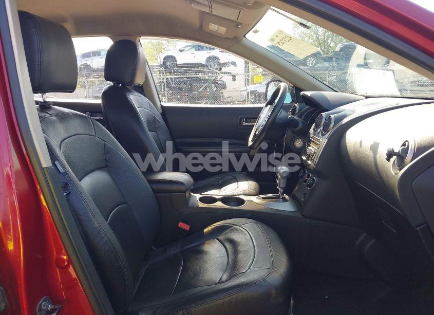 Photo 5 of 2011 Nissan Rogue S (VIN JN8AS5MV9BW263609)