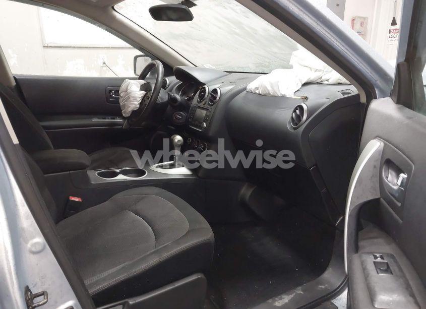 Photo 5 of 2011 Nissan Rogue SV (VIN JN8AS5MV9BW285223)