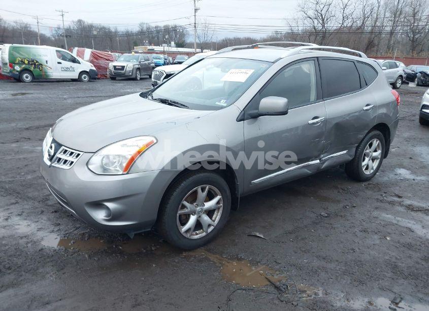 Photo 2 of 2011 Nissan Rogue SV (VIN JN8AS5MV9BW670099)