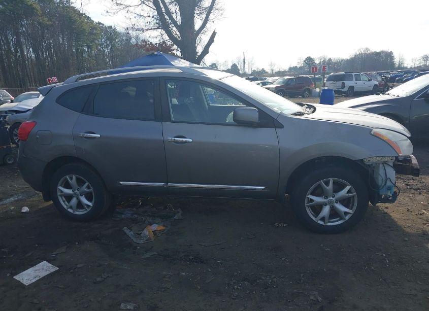 Photo 12 of 2011 Nissan Rogue SV (VIN JN8AS5MV9BW674167)