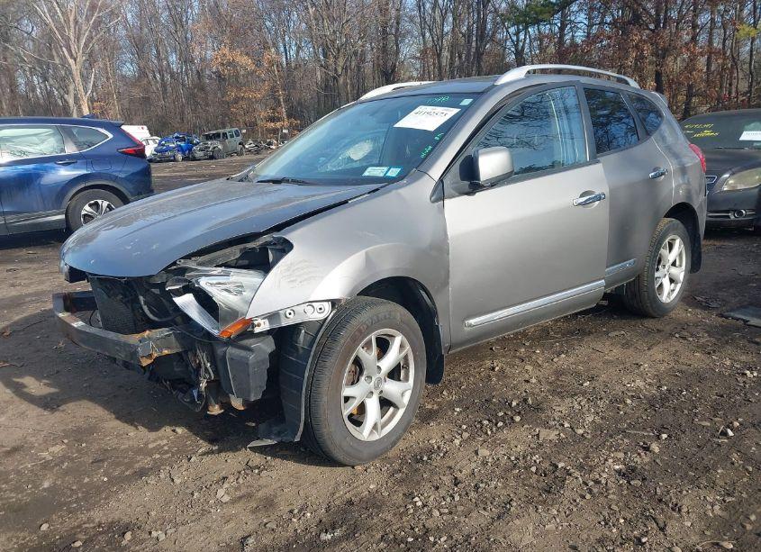 Photo 2 of 2011 Nissan Rogue SV (VIN JN8AS5MV9BW674167)