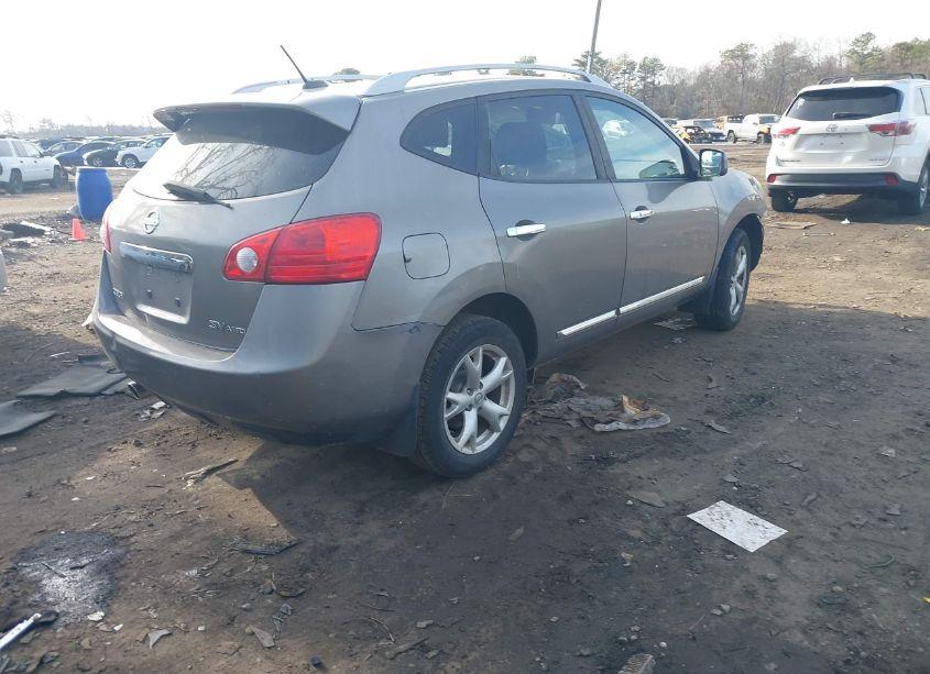 Photo 4 of 2011 Nissan Rogue SV (VIN JN8AS5MV9BW674167)