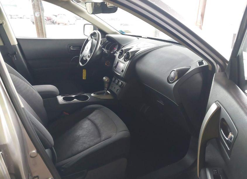 Photo 5 of 2011 Nissan Rogue SV (VIN JN8AS5MV9BW683063)