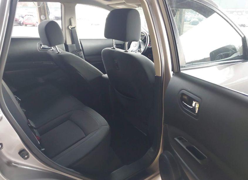 Photo 8 of 2011 Nissan Rogue SV (VIN JN8AS5MV9BW683063)