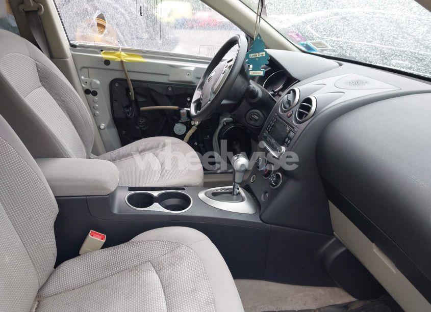 Photo 5 of 2011 Nissan Rogue SV (VIN JN8AS5MV9BW689283)