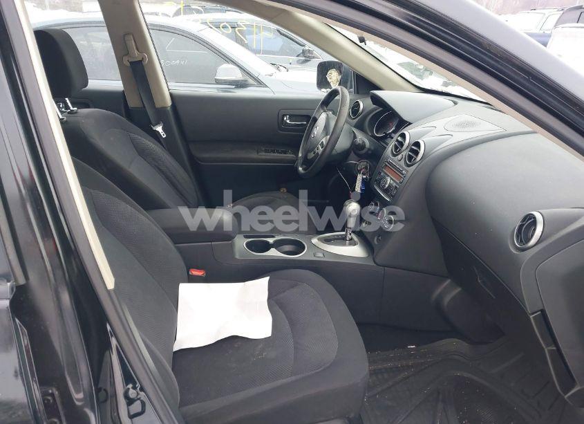 Photo 5 of 2012 Nissan Rogue S (VIN JN8AS5MV9CW351335)