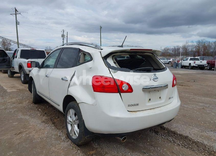 Photo 3 of 2012 Nissan Rogue SV (VIN JN8AS5MV9CW364084)