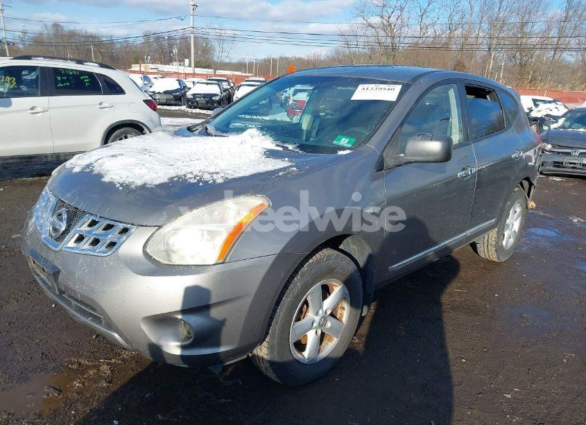 Photo 2 of 2012 Nissan Rogue S (VIN JN8AS5MV9CW421481)