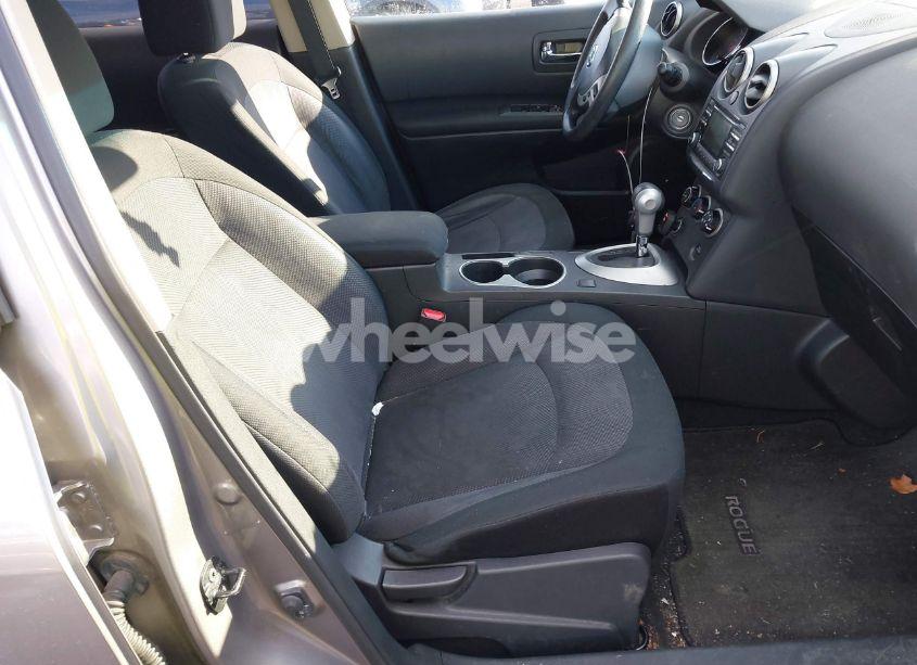 Photo 5 of 2012 Nissan Rogue S (VIN JN8AS5MV9CW421481)