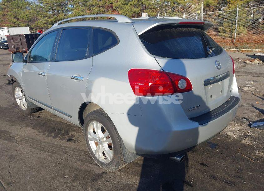 Photo 3 of 2012 Nissan Rogue SV (VIN JN8AS5MV9CW703586)