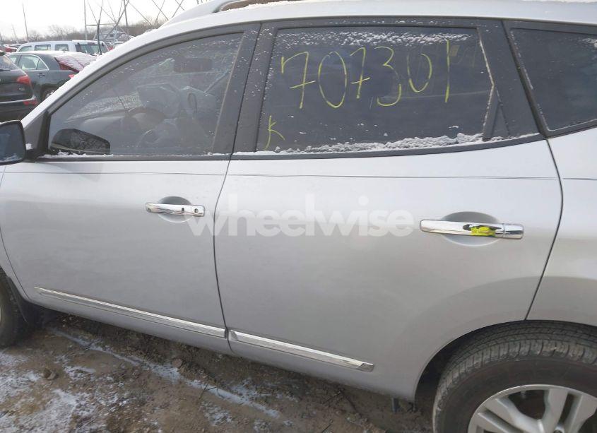 Photo 14 of 2012 Nissan Rogue SV (VIN JN8AS5MV9CW707301)