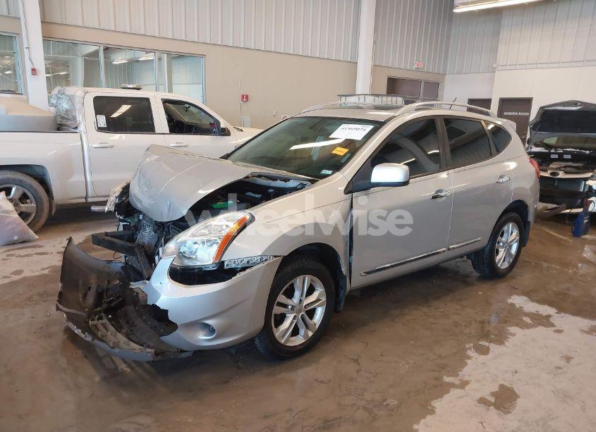 Photo 2 of 2012 Nissan Rogue SV (VIN JN8AS5MV9CW711400)