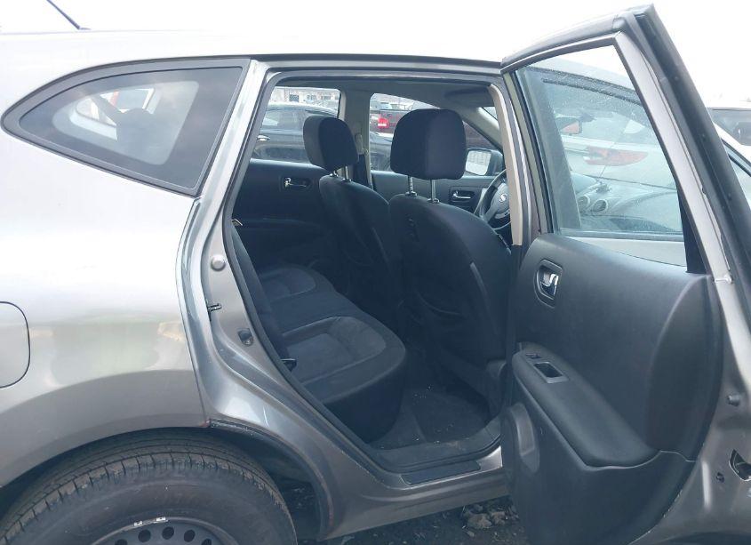 Photo 8 of 2012 Nissan Rogue S (VIN JN8AS5MV9CW713454)