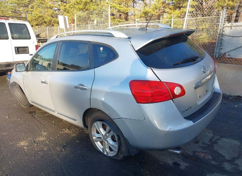 Photo 3 of 2012 Nissan Rogue SV (VIN JN8AS5MV9CW716211)