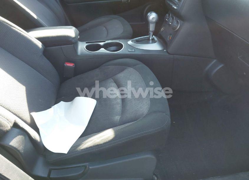 Photo 5 of 2013 Nissan Rogue SV (VIN JN8AS5MV9DW127452)