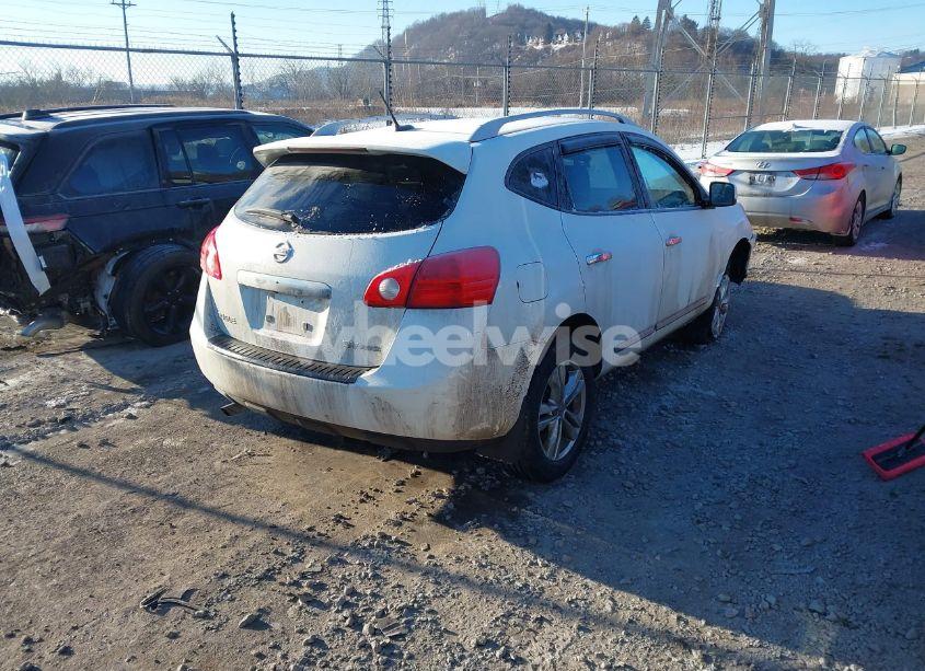 Photo 4 of 2013 Nissan Rogue SV (VIN JN8AS5MV9DW146969)