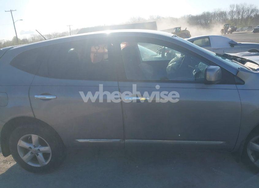 Photo 14 of 2013 Nissan Rogue S (VIN JN8AS5MV9DW605515)