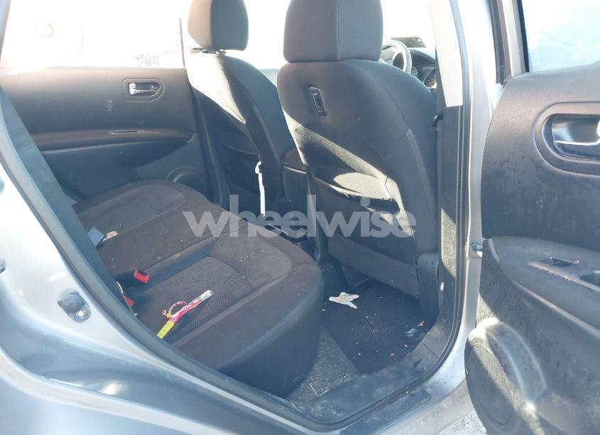 Photo 8 of 2013 Nissan Rogue S (VIN JN8AS5MV9DW605515)