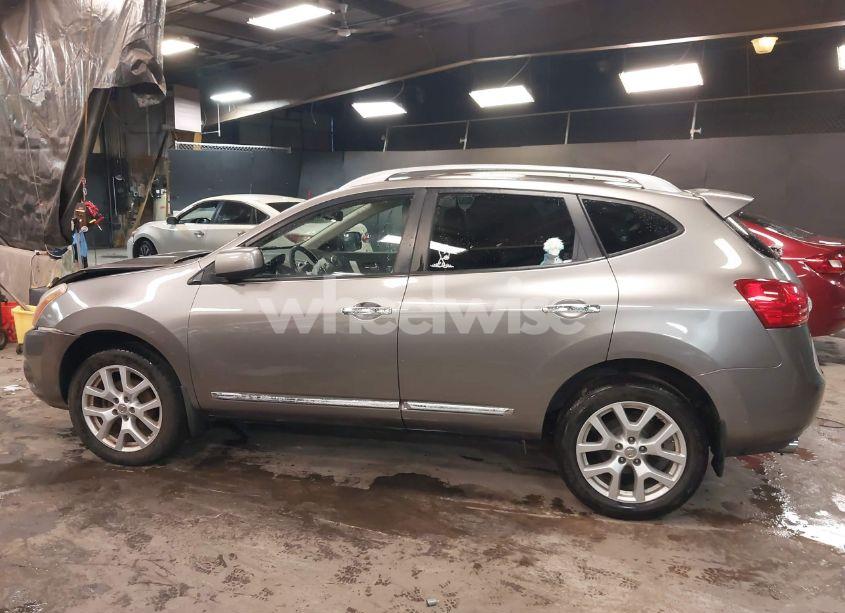 Photo 14 of 2013 Nissan Rogue SV W/SL PKG (VIN JN8AS5MV9DW627191)