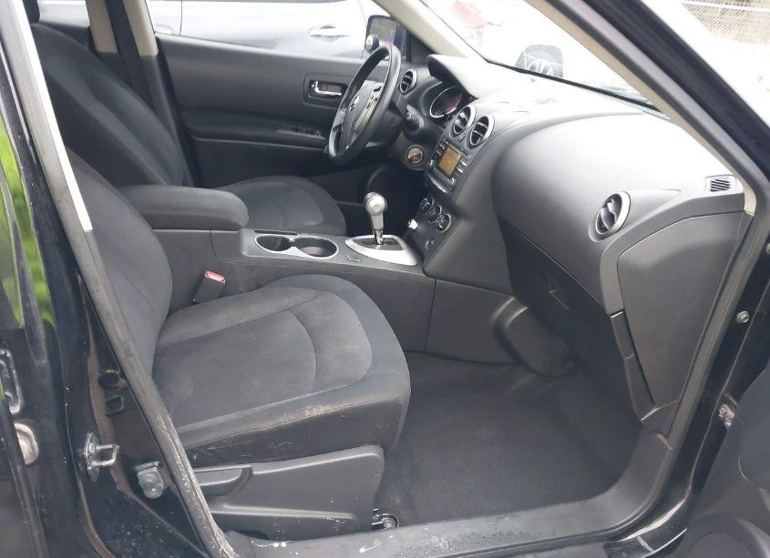 Photo 5 of 2013 Nissan Rogue S (VIN JN8AS5MV9DW631421)