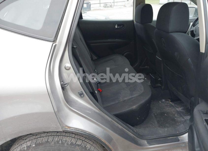 Photo 8 of 2013 Nissan Rogue S (VIN JN8AS5MV9DW641320)