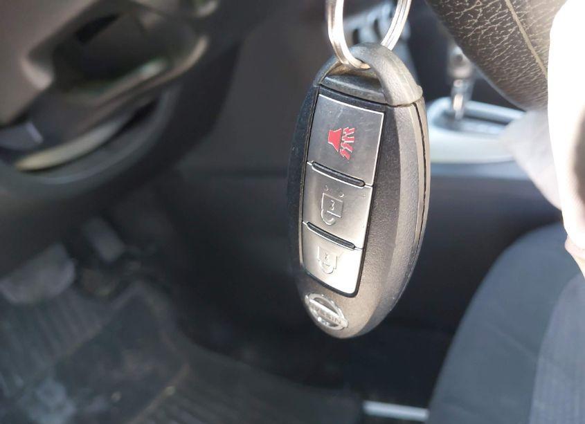 Photo 11 of 2013 Nissan Rogue SV (VIN JN8AS5MV9DW645772)