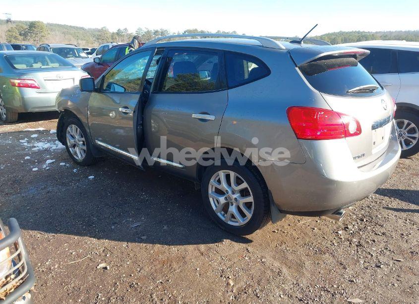 Photo 3 of 2013 Nissan Rogue SV W/SL PKG (VIN JN8AS5MV9DW654228)
