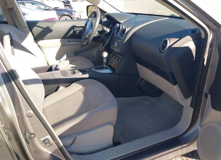 Photo 5 of 2014 Nissan Rogue SELECT S (VIN JN8AS5MV9EW703736)