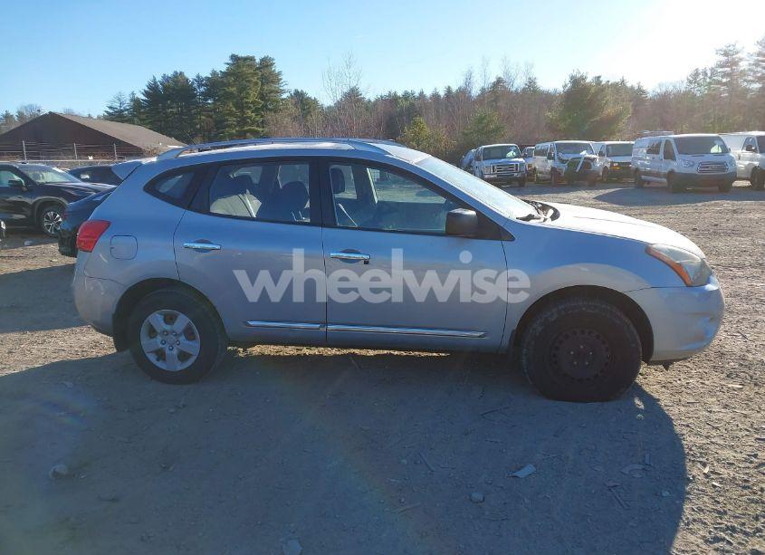 Photo 13 of 2015 Nissan Rogue SELECT S (VIN JN8AS5MV9FW254964)