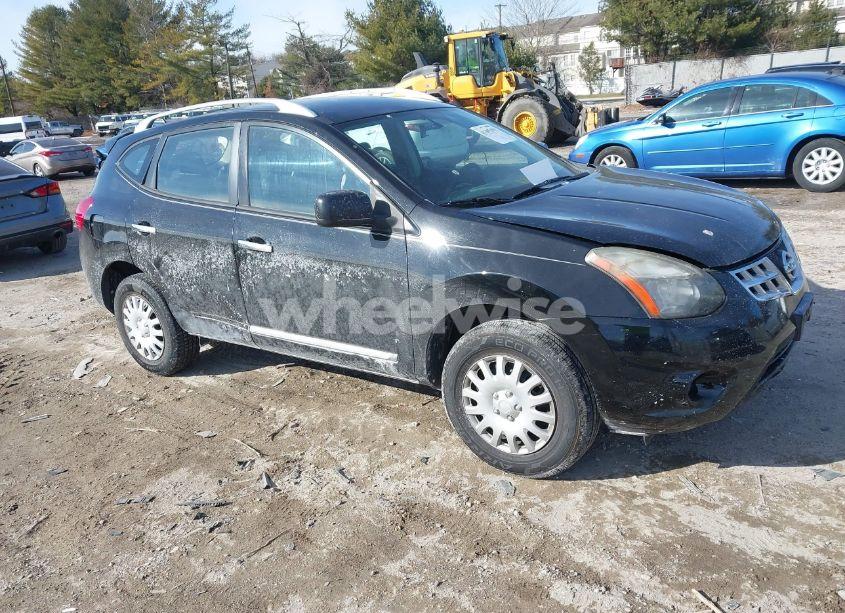 2015 Nissan Rogue SELECT S (VIN JN8AS5MV9FW752341) main photo
