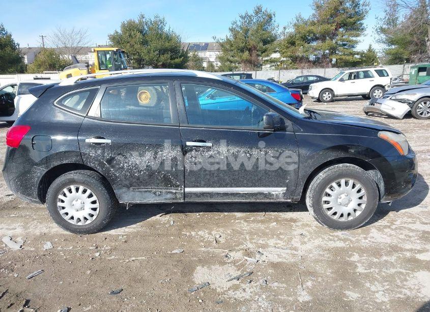 Photo 13 of 2015 Nissan Rogue SELECT S (VIN JN8AS5MV9FW752341)