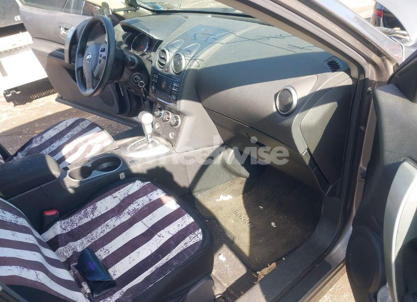 Photo 5 of 2015 Nissan Rogue SELECT S (VIN JN8AS5MV9FW760102)