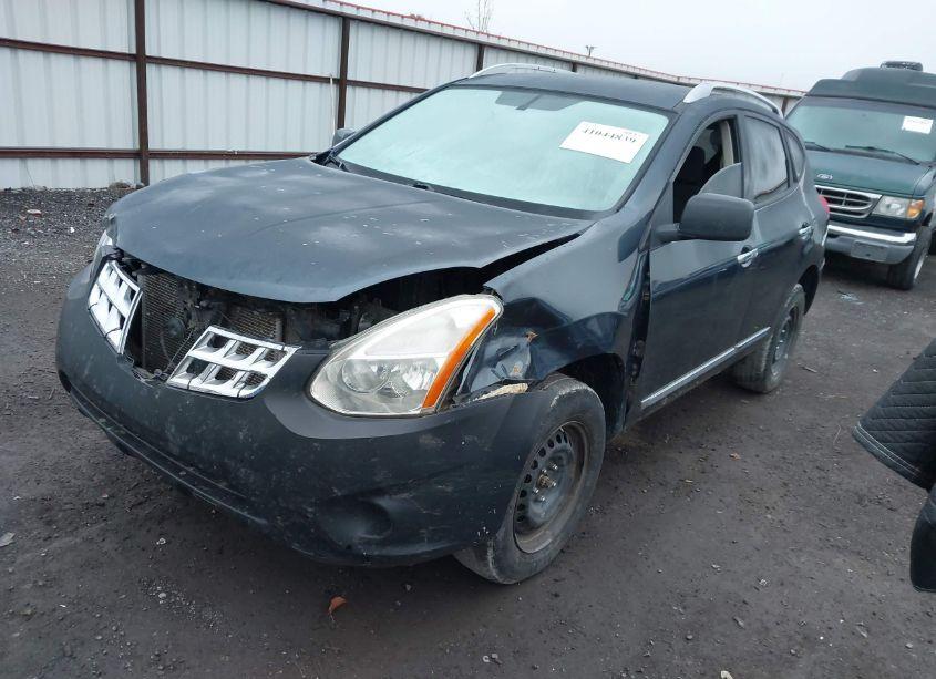 Photo 2 of 2015 Nissan Rogue SELECT S (VIN JN8AS5MV9FW760293)