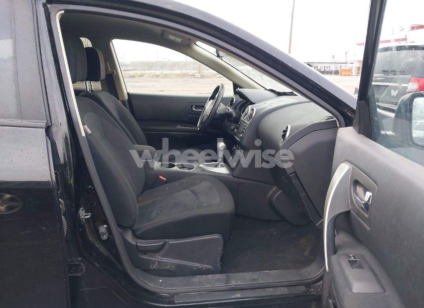 Photo 5 of 2015 Nissan Rogue SELECT S (VIN JN8AS5MV9FW763758)