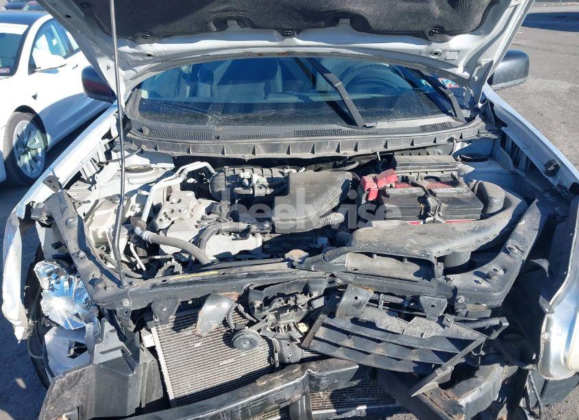 Photo 10 of 2010 Nissan Rogue S (VIN JN8AS5MVXAW124510)