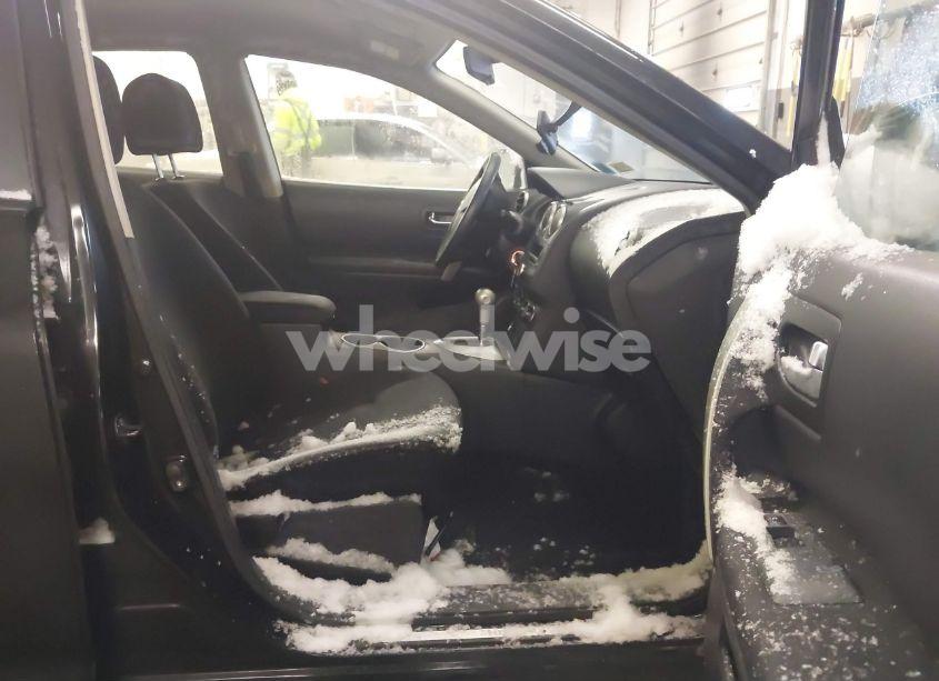 Photo 5 of 2010 Nissan Rogue S (VIN JN8AS5MVXAW147155)