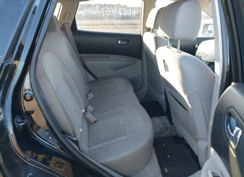 Photo 8 of 2010 Nissan Rogue S (VIN JN8AS5MVXAW611786)