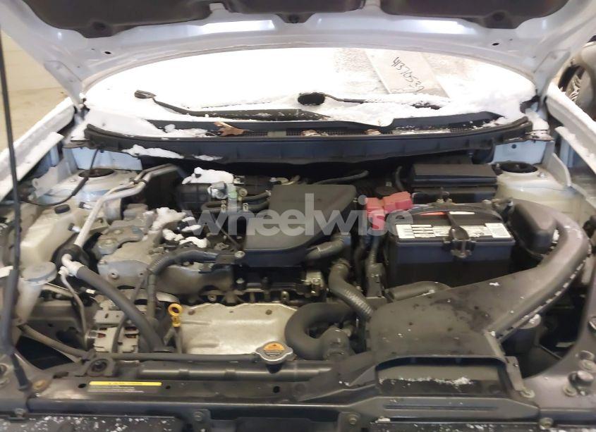 Photo 10 of 2011 Nissan Rogue SV (VIN JN8AS5MVXBW272044)