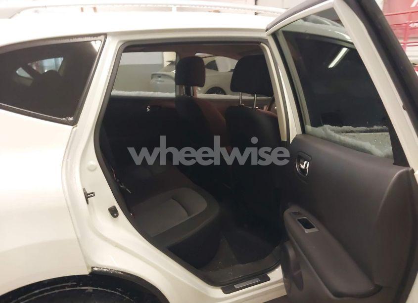 Photo 8 of 2011 Nissan Rogue SV (VIN JN8AS5MVXBW272044)