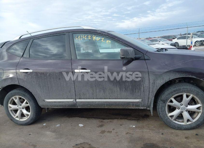 Photo 13 of 2011 Nissan Rogue SV (VIN JN8AS5MVXBW283433)