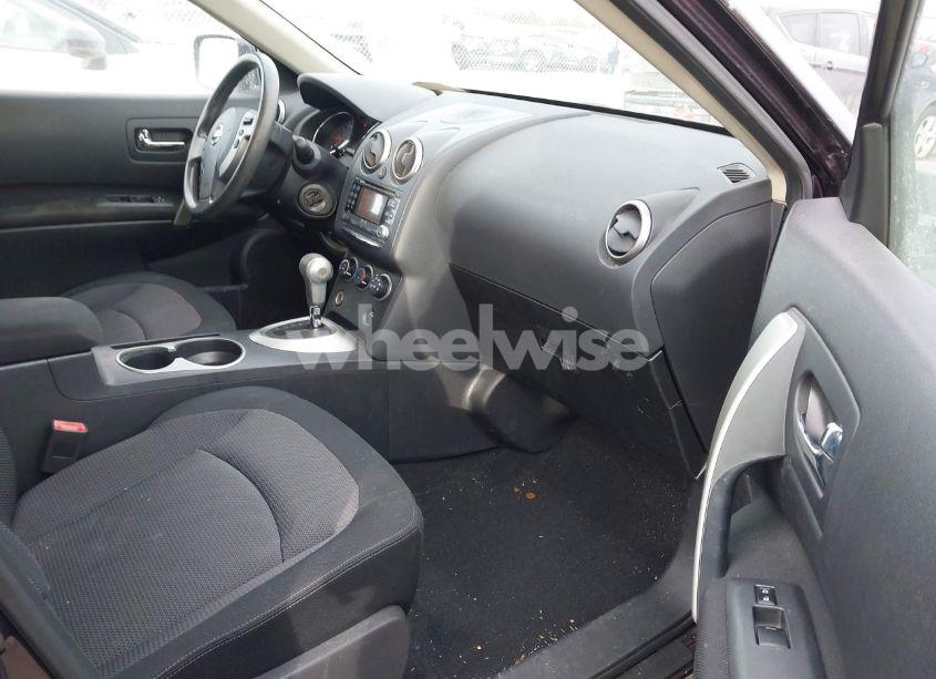 Photo 5 of 2011 Nissan Rogue SV (VIN JN8AS5MVXBW283433)