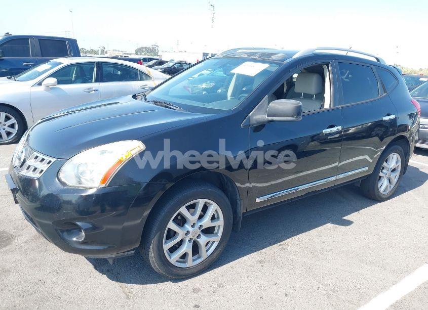 Photo 2 of 2011 Nissan Rogue SV (VIN JN8AS5MVXBW291144)