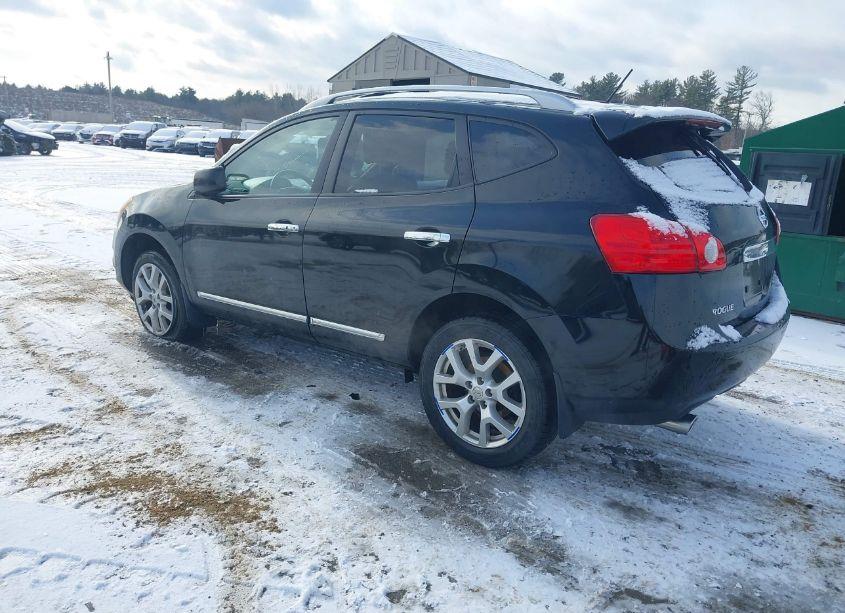 Photo 3 of 2011 Nissan Rogue SV (VIN JN8AS5MVXBW292410)