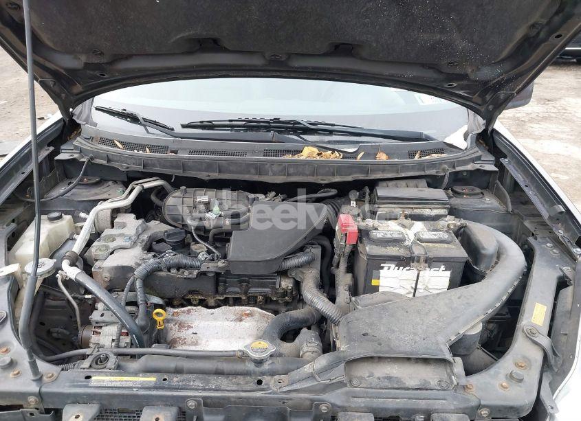 Photo 10 of 2011 Nissan Rogue SV (VIN JN8AS5MVXBW301476)