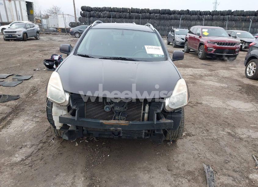 Photo 13 of 2011 Nissan Rogue SV (VIN JN8AS5MVXBW301476)